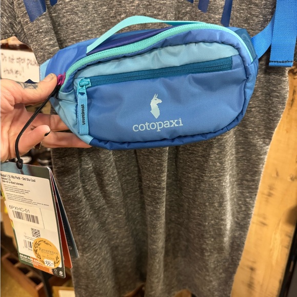 Cotopaxi Cotopaxi Kapai Hip Pack Del Dia (1.5L) - Picture 3 of 3